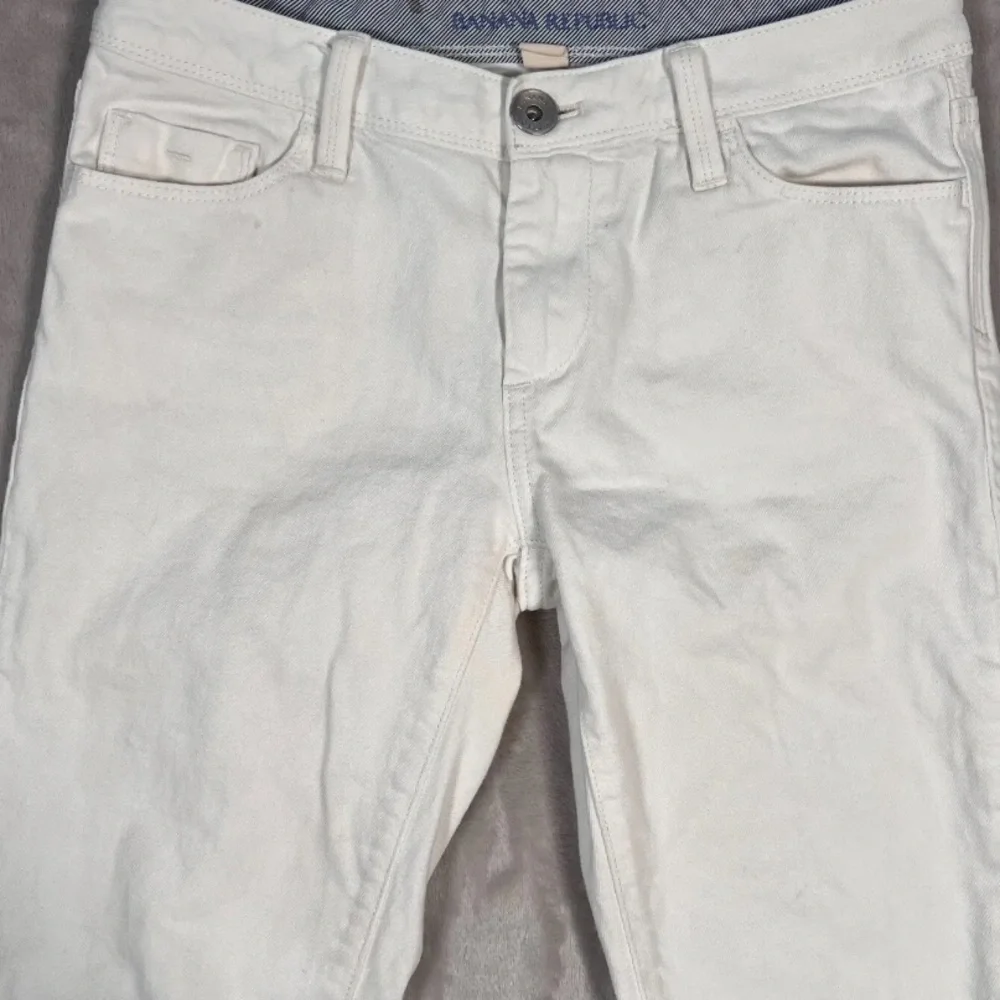 BANANA REPUBLIC WHITE SKINNY CROP DENIMS - Picture 9 of 15